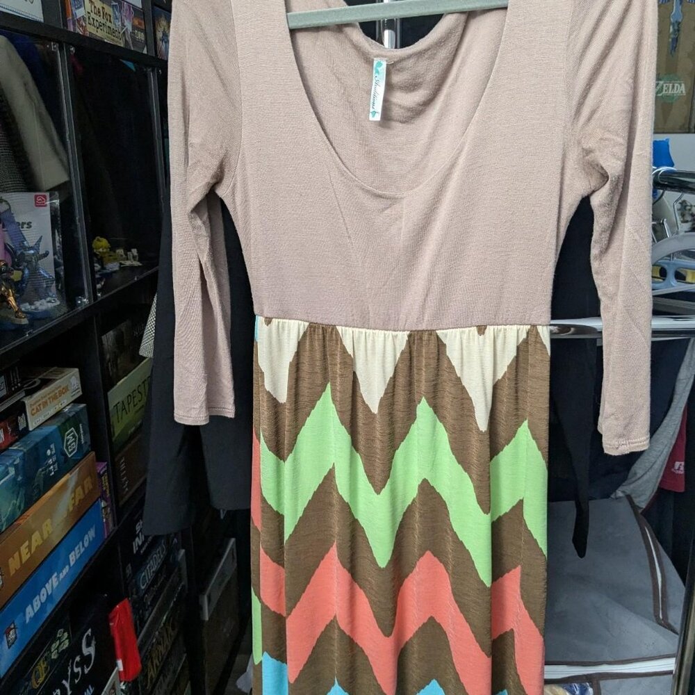 Auditions Brown, Orange, Green & Blue Long Sleeve Chevron Pattern Size M/L